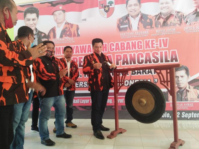 
 Bupati danny Missy Beserta Pengurus MPW PP