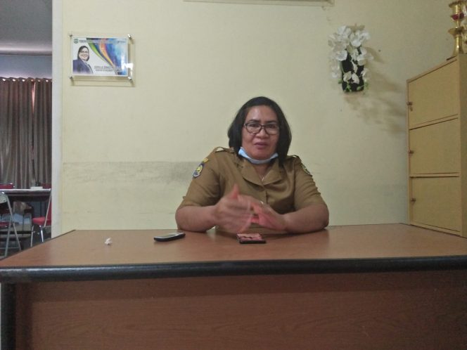 
 Rosfintje Kalengit Kepala Dinas Kesehatan Kabupaten Halmahera Barat 