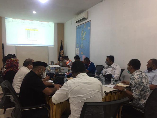 
 Jalin Kesepakatan, Kadishub : Mulai Senin, Fery “Sidangoli-Bastiong” Mulai Bermalam Di Pelabuhan Sidangoli