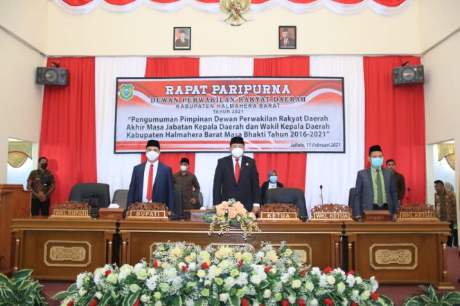 
 Melalui Rapat Paripurna, Charles : Terima Kasih Buat Bupati & Wakil Bupati Atas Pengabdiannya