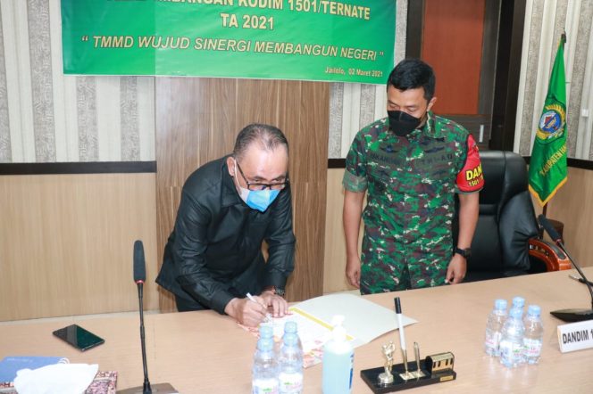 
 Bertema Wujud Sinergi Bangun Negeri, Bupati James Resmi Membuka Kegiatan TMMD
