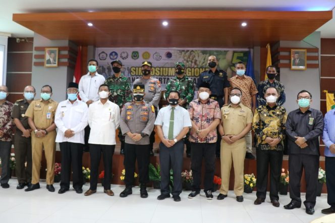 
 Bupati & Ketua DPRD Halbar Hadiri Simposium Regional Di Universitas Khairun Ternate