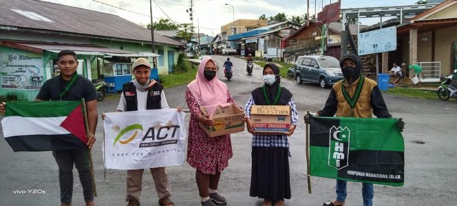 
 Peduli Palestina : Ormas & OKP Di Halbar Melakukan Aksi Kemanusiaan