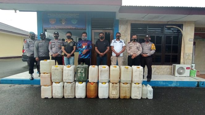 
 Polres Haltim Amankan 1010 Liter Miras Jenis Captikus & Saguwer Di Desa Nanas