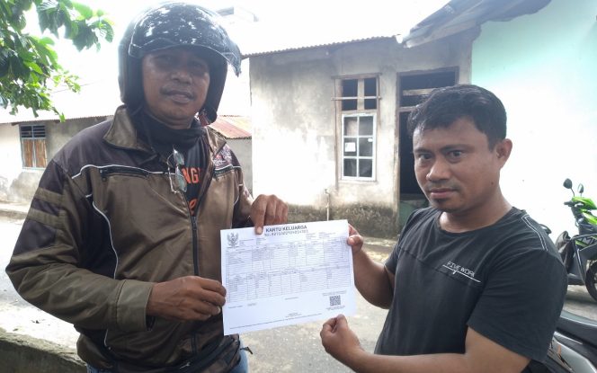 
 Masyarakat Gambesi Apresiasi Dinas Kependudukan & Catatan Sipil Kota Ternate