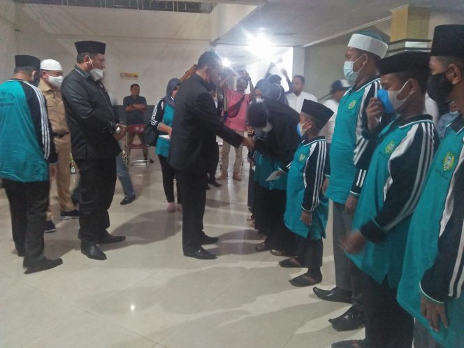 
 Raih Juara II, Bupati Halbar : Kedepan Kita Harus Bisa Juara Ke-I