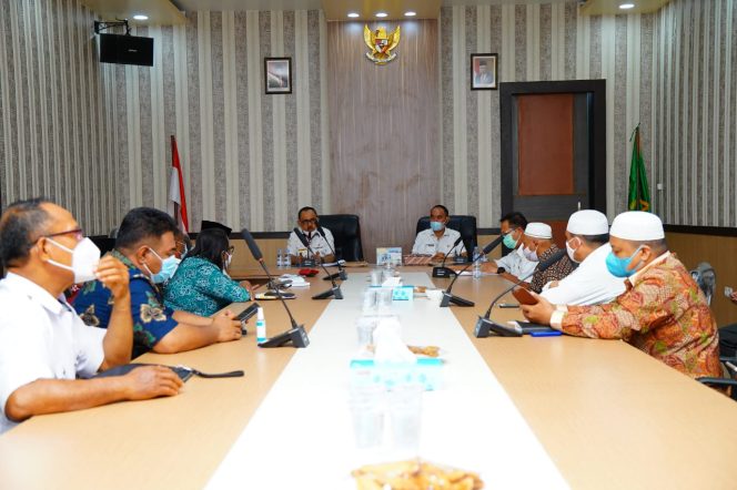 
 Selama PPKM, Ibadah Diperbolehkan Tetapi Dengan Prokes