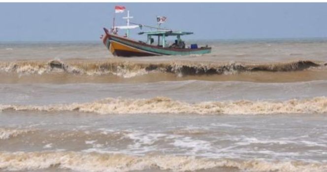 
 Akibat Cuaca Buruk, Salah Seorang Nelayan Di-kelurahan Fitu Ternate Tenggelam