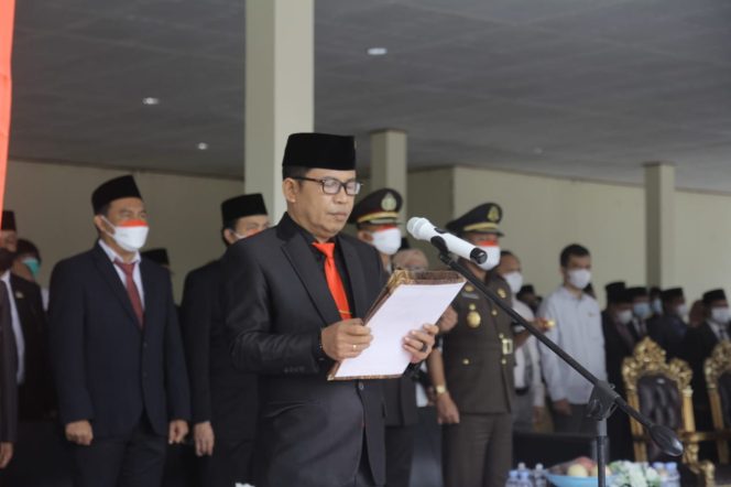 
 Peringati HUT RI Ke-46, Pemkab Haltim Abaikan Edaran Mendagri