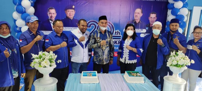 
 Peringati Hut Ke-20 Tahun, DPC Partai Demokrat Halbar Gelar Bhakti Sosial