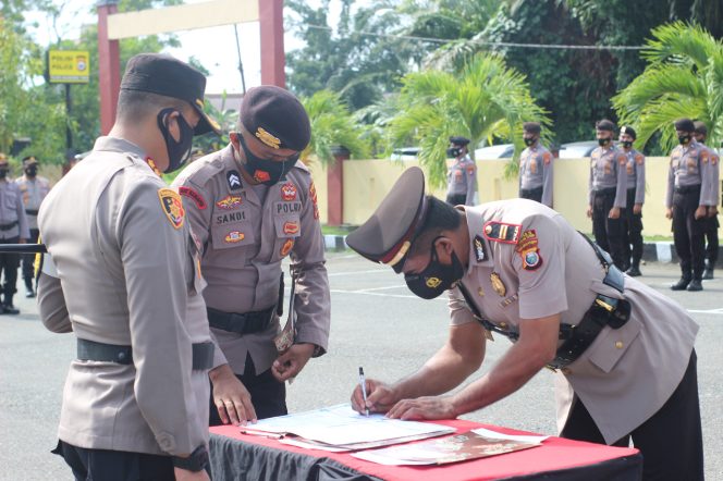 
 5 Jabatan Struktural Polres Haltim Berganti