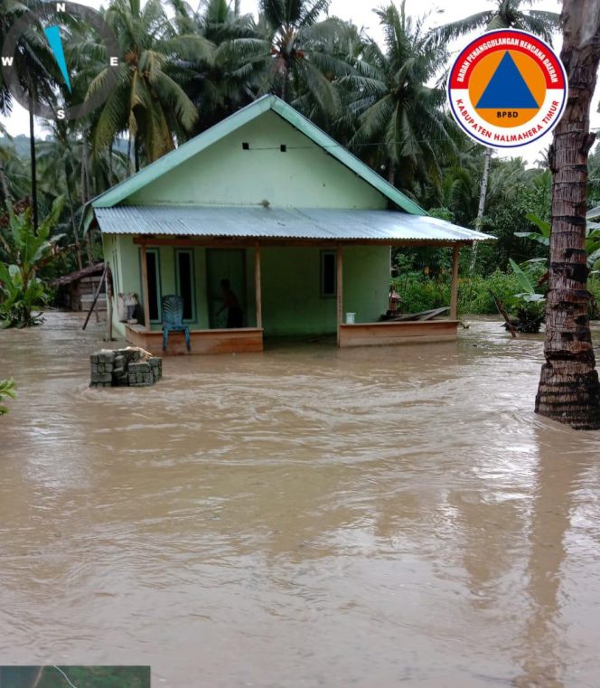 
 Banjir Menerjang Desa Wasile