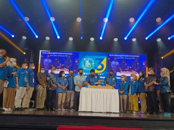 
 Bupati James Uang Hadiri Anniversary Gekrafs Yang Ke-III