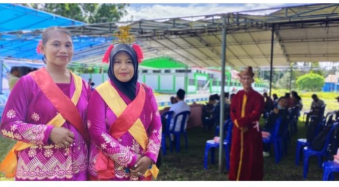 
 Musrenbang Kecamatan Sahu Timur Diwarnai Pakaian Adat