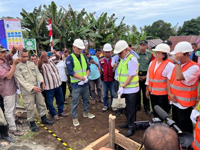 
 Pembangunan 61 BTS 4G di Halbar Resmi Dicanangkan Bupati James