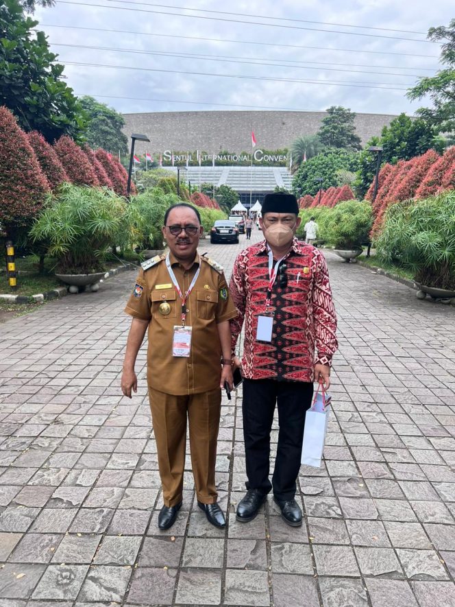 
 Di Dampingi Ketua DPR, Bupati Halbar Hadiri Rakornas Kepala Daerah