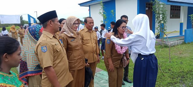 
 Dikbud Halbar Gelar Rapat Desiminasi Program