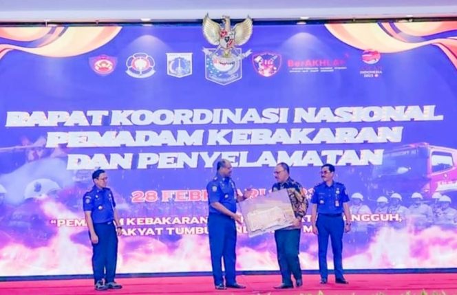 
 Bupati Halbar Kembali Menerima Tambahan Armada