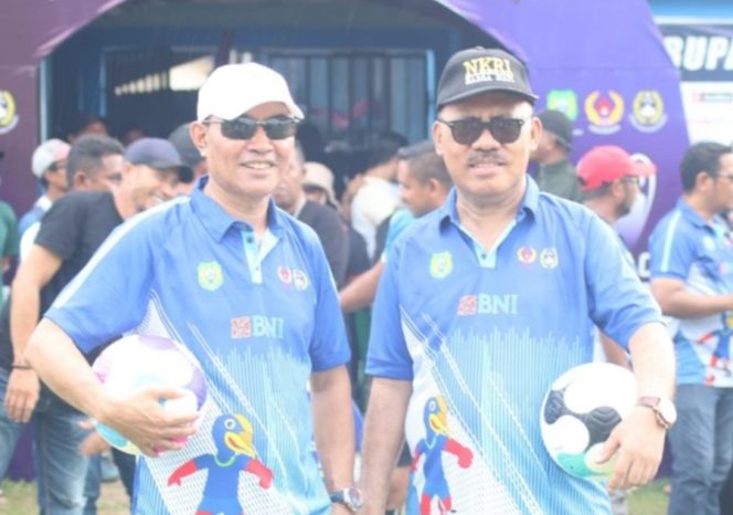 
 Bupati Resmi Membuka Tournamen Sepakbola Bupati Cup I