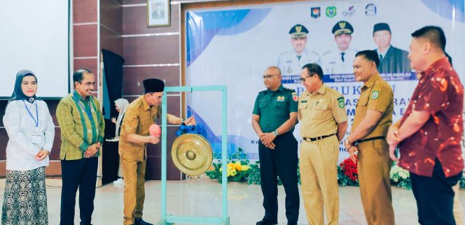 
 Wakil Bupati Halbar Resmi Membuka Gerbang Indah
