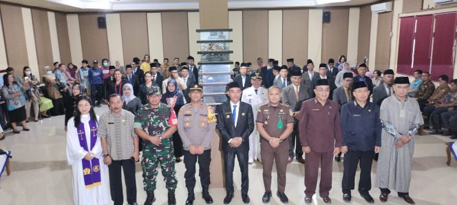 
 Wakil Bupati Melantik 38 Pejabat di Lingkungan Pemerintah Kabupaten Halmahera Barat