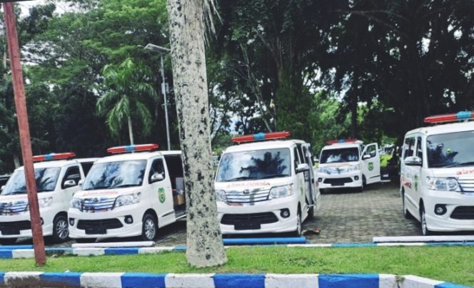 
 Wujudkan Program Bupati, Dinkes Halbar Dapat Bantuan Mobil Ambulans