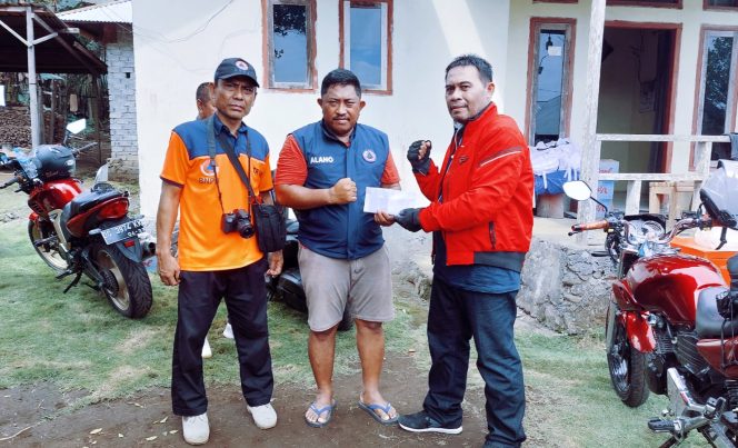 
 Hendak Touring, Komunitas TTC Menyempatkan Berbagi