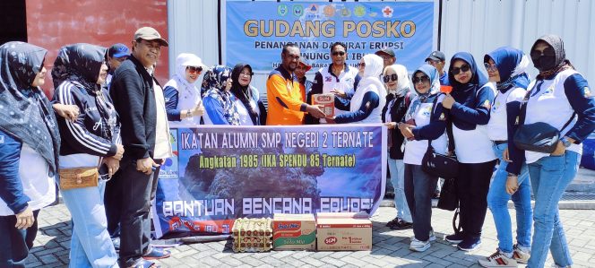 
 Jalankan Program Sosial, IKA Spendu 1985 Turut Meringankan Beban Masyarakat Terdampak Erupsi