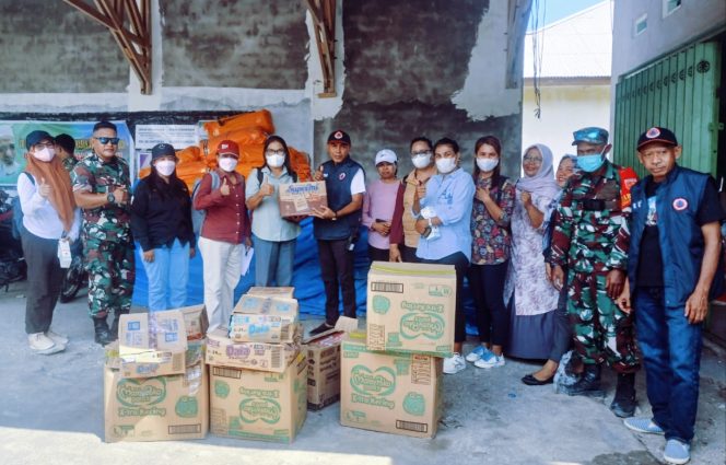 
 Bahu Membahu.!! Civitas Akademika STPK Banau Salurkan Bantuan Untuk Masyarakat Korban Erupsi