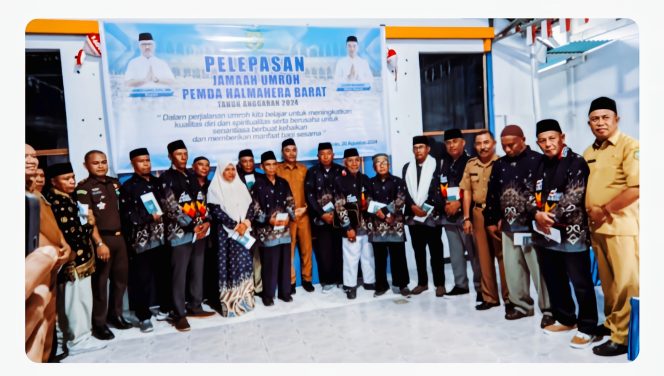 
 Wakil Bupati Halbar Melepaskan 15 Calon Jama’ah Umroh