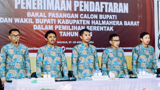 
 KPU Halmahera Barat Menerima Dokumen Pendaftaran Dua Pasangan Calon