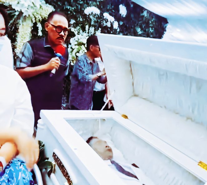 
 Calon Bupati Halbar James Uang Menyampaikan Pesan Duka Untuk Pak Benny Laos