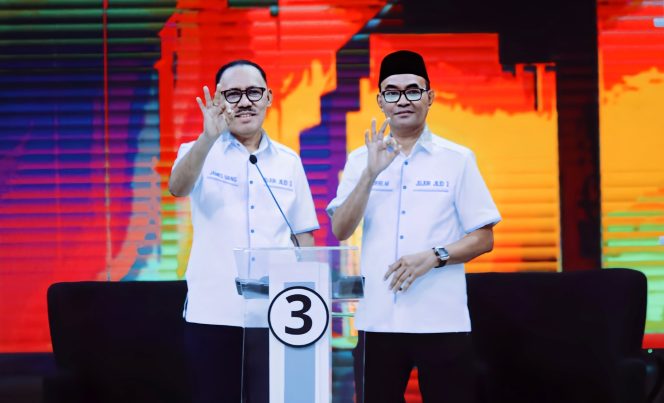 
 Debat Publik, Paslon JUJUR Solid Tepis Pertanyaan Jebakan Dani & Iskandar