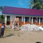 Proses pekerjaan Sekolah Dasar di Kecamatan Gane Timur, Halmahera Selatan.