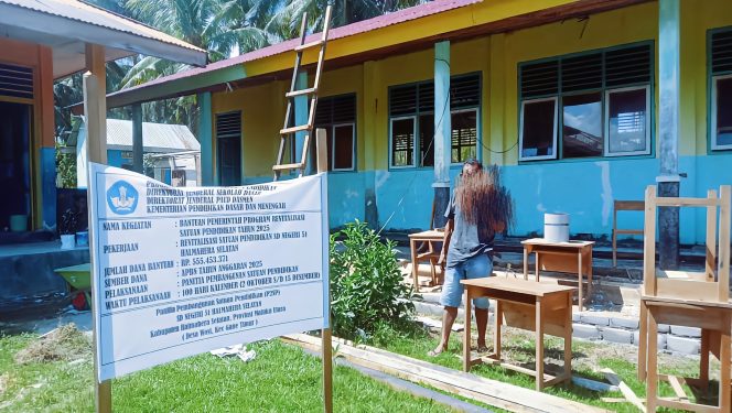 
 Situasi SD Negeri 51 Halmahera Selatan dalam pekerjaan. Sumber: OpsiNews//WK
