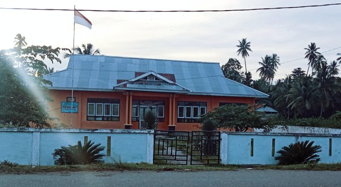 
 Kantor Camat Kecamatan Gane Timur Tengah (foto: WK/001).