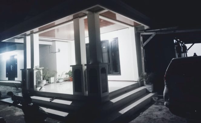 
 Rumah Kepala Dinas Pendidikan Kabupaten Halmahera Selatan.