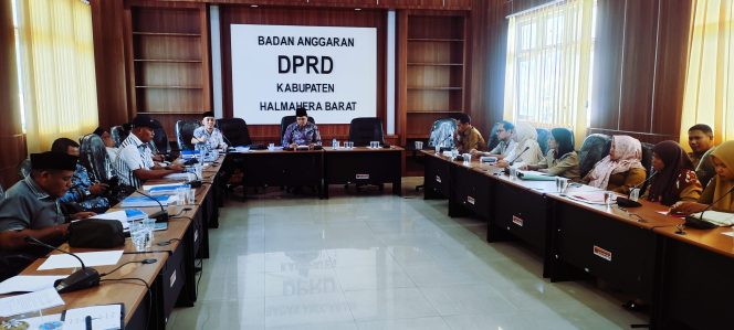 
 Rapat Dengar Pendapat Pansus DPRD dan Pihak RSUD Jailolo 
