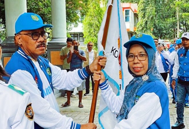 
 Bupati James Uang Resmi Melepas 225 Atlet Halmahera Barat
